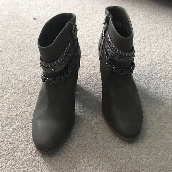 Shoes - Boots